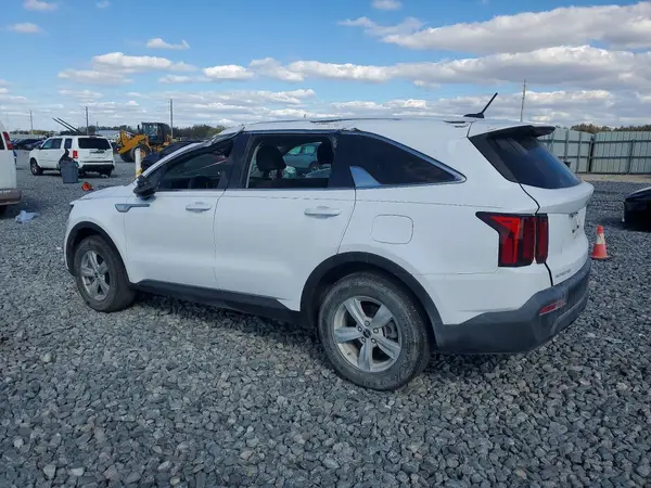 5XYRG4LC8PG218028 2023 KIA SORENTO - Image 2