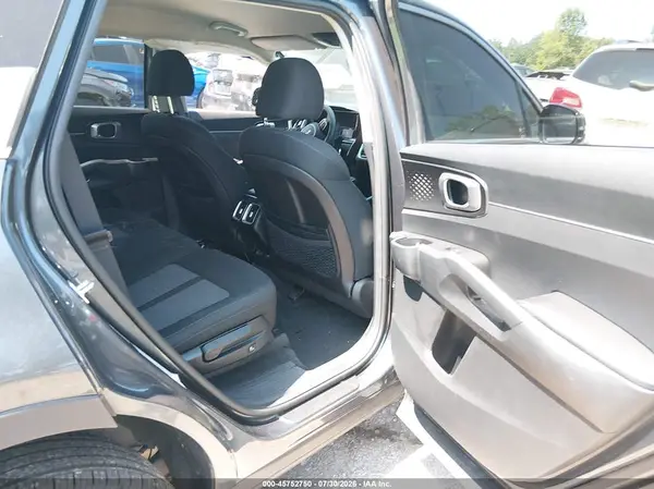 5XYRG4LC9NG106559 2022 KIA SORENTO - Image 8