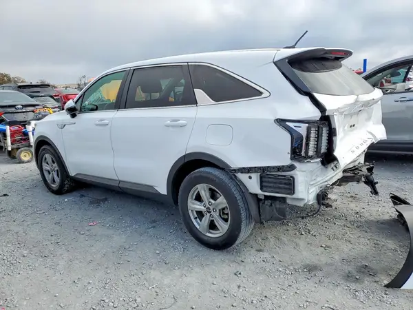5XYRG4LC9NG107081 2022 KIA SORENTO - Image 2