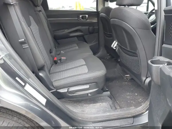 5XYRG4LC9NG108201 2022 KIA SORENTO - Image 8