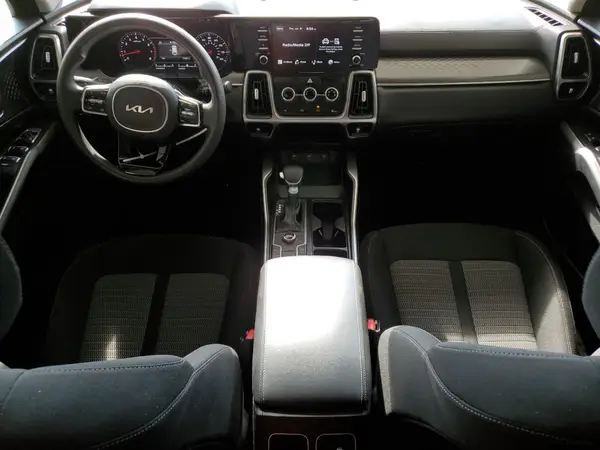 5XYRG4LC9PG176811 2023 KIA SORENTO - Image 8