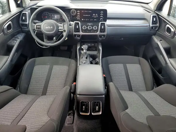 5XYRG4LC9PG209967 2023 KIA SORENTO - Image 8