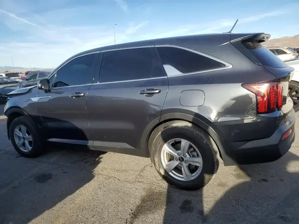 5XYRG4LC9PG238398 2023 KIA SORENTO - Image 2