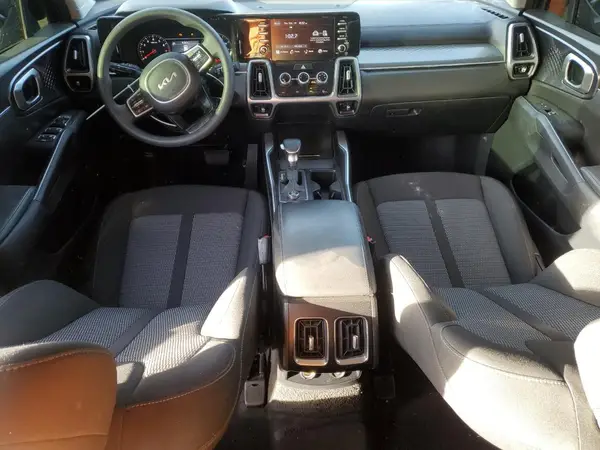 5XYRG4LC9PG238398 2023 KIA SORENTO - Image 8