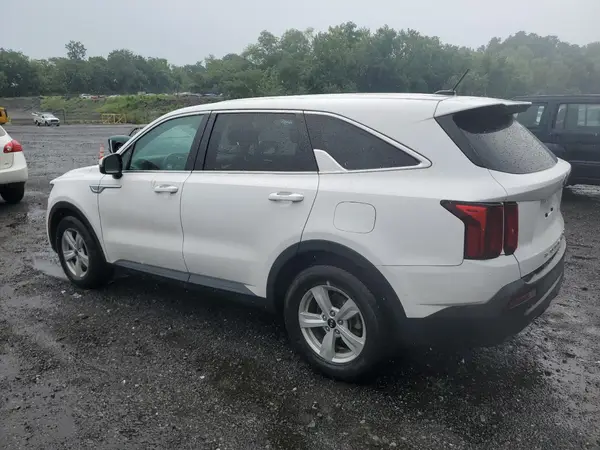 5XYRG4LCXMG049660 2021 KIA SORENTO - Image 2