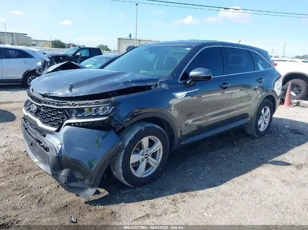 5XYRG4LCXMG050078 2021 KIA SORENTO - Image 2