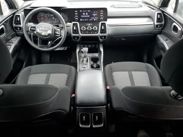 5XYRG4LCXNG076407 2022 KIA SORENTO - Image 8