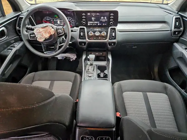 5XYRG4LCXNG086242 2022 KIA SORENTO - Image 8