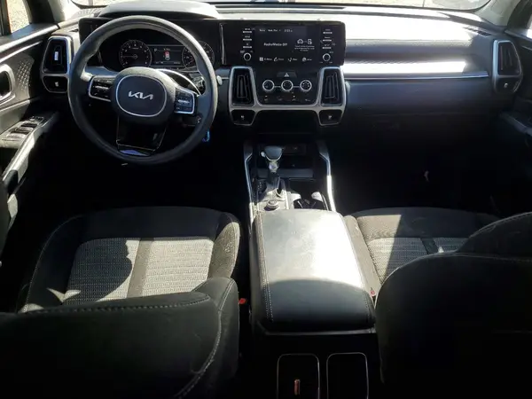 5XYRG4LCXNG106280 2022 KIA SORENTO - Image 8
