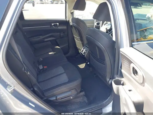 5XYRG4LCXNG123788 2022 KIA SORENTO - Image 8