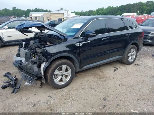 5XYRG4LCXNG131583 2022 KIA SORENTO - Image 2