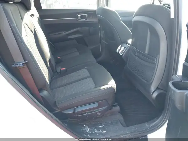 5XYRG4LCXNG150781 2022 KIA SORENTO - Image 8