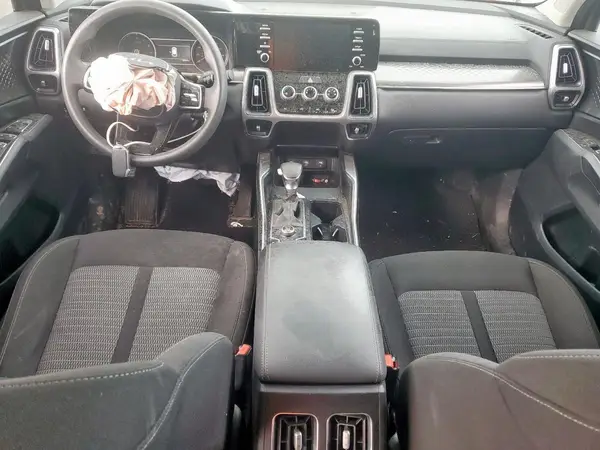 5XYRG4LCXPG174355 2023 KIA SORENTO - Image 8