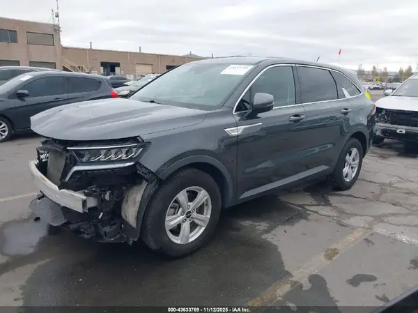 5XYRG4LCXPG177496 2023 KIA SORENTO - Image 2