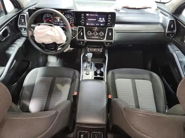 5XYRG4LCXPG204860 2023 KIA SORENTO - Image 8