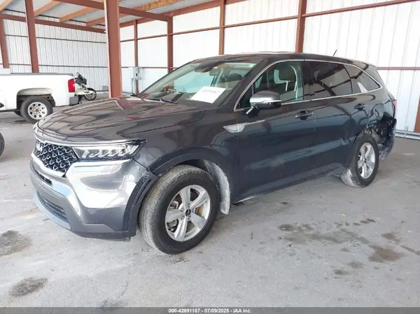 5XYRG4LCXPG209461 2023 KIA SORENTO - Image 2