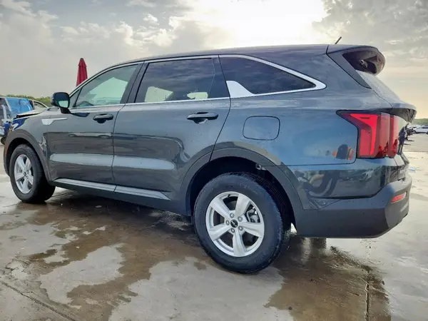 5XYRG4LCXPG221805 2023 KIA SORENTO - Image 2
