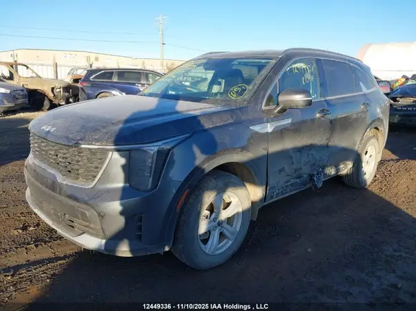 5XYRGDJC4SG313391 2025 KIA SORENTO - Image 2