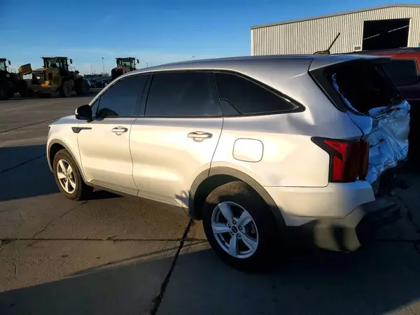5XYRGDLC1MG016885 2021 KIA SORENTO - Image 2
