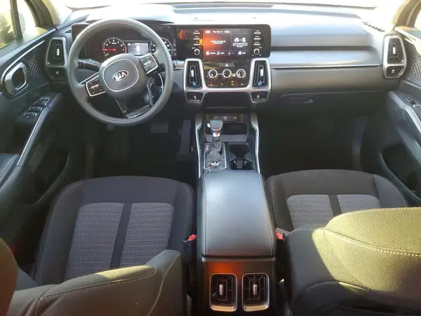 5XYRGDLC1MG016885 2021 KIA SORENTO - Image 8