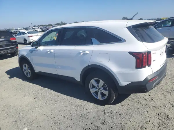5XYRGDLC1NG099722 2022 KIA SORENTO - Image 2