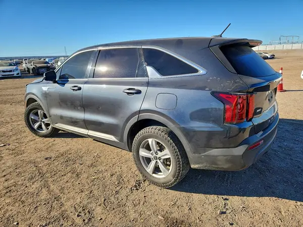 5XYRGDLC1NG106572 2022 KIA SORENTO - Image 2
