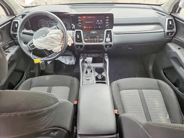 5XYRGDLC1NG107141 2022 KIA SORENTO - Image 8