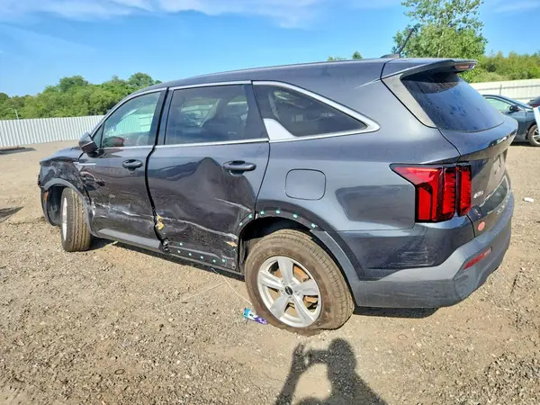 5XYRGDLC1NG127504 2022 KIA SORENTO - Image 2