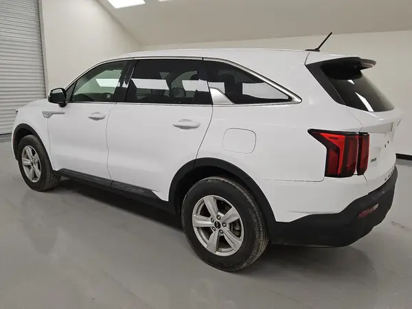 5XYRGDLC2NG075039 2022 KIA SORENTO - Image 2