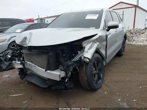 5XYRGDLC2NG155747 2022 KIA SORENTO - Image 2