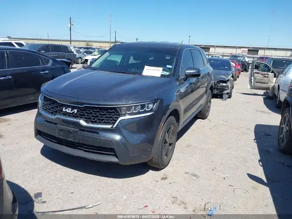 5XYRGDLC3NG092660 2022 KIA SORENTO - Image 2