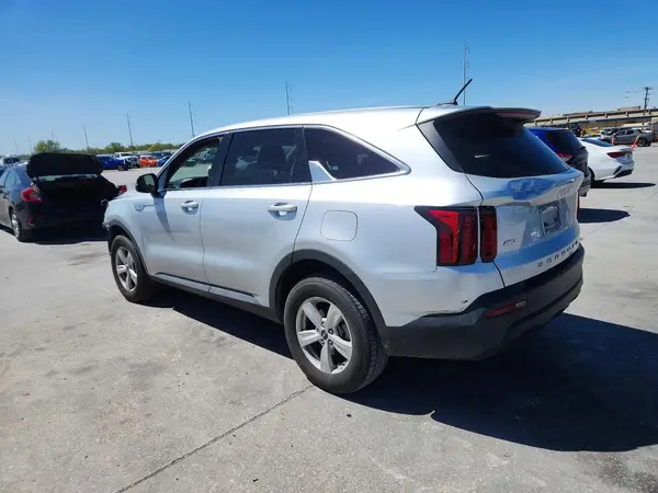5XYRGDLC3NG122868 2022 KIA SORENTO - Image 2
