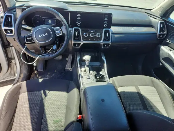 5XYRGDLC3NG122868 2022 KIA SORENTO - Image 8