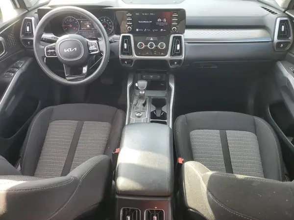 5XYRGDLC4NG078203 2022 KIA SORENTO - Image 8