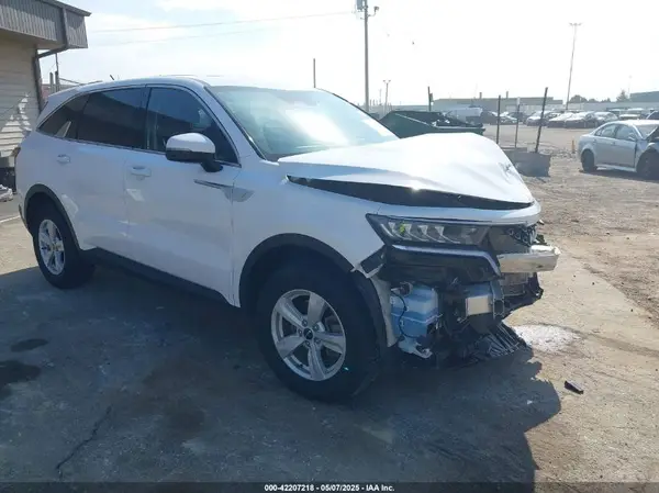 5XYRGDLC5NG103948 2022 KIA SORENTO - Image 1