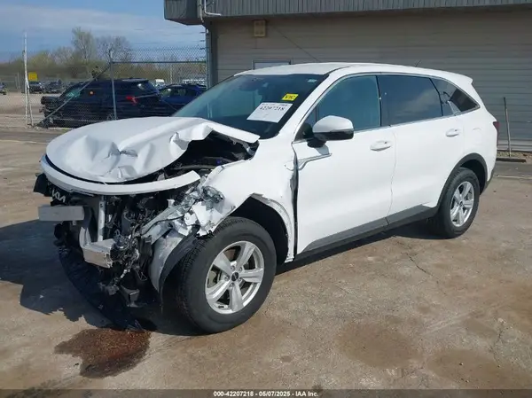 5XYRGDLC5NG103948 2022 KIA SORENTO - Image 2