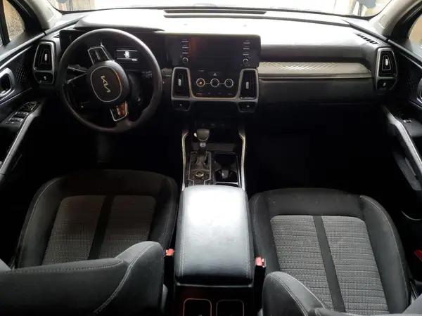 5XYRGDLC5NG105960 2022 KIA SORENTO - Image 8