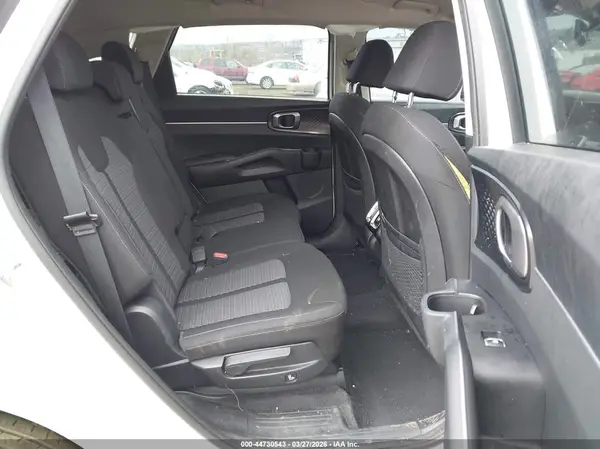 5XYRGDLC5PG183948 2023 KIA SORENTO - Image 8
