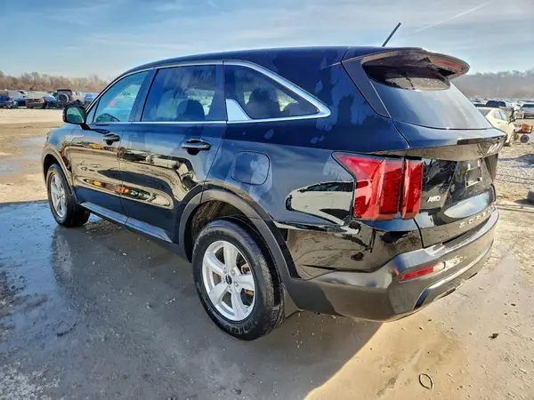 5XYRGDLC6NG125456 2022 KIA SORENTO - Image 2