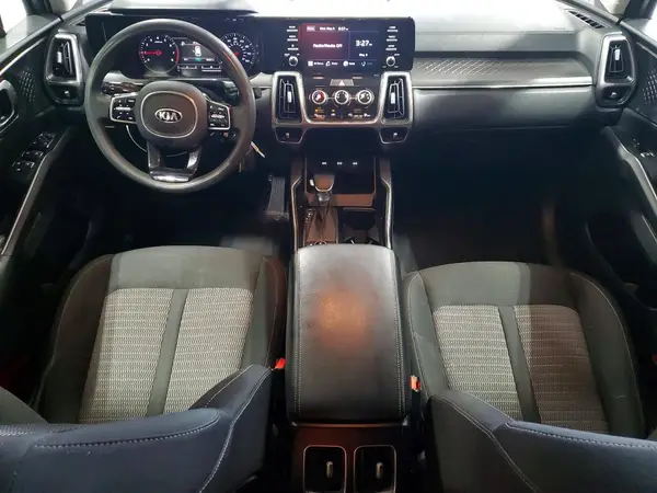 5XYRGDLC7MG002473 2021 KIA SORENTO - Image 8