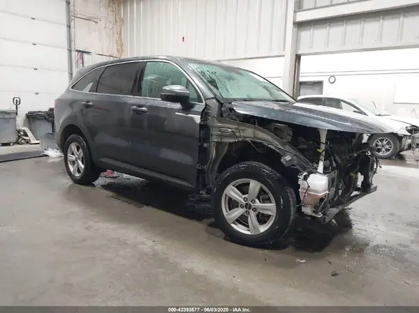 5XYRGDLC7NG100923 2022 KIA SORENTO - Image 1