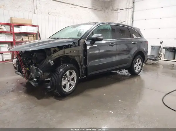5XYRGDLC7NG100923 2022 KIA SORENTO - Image 2