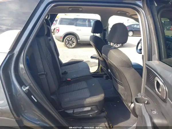 5XYRGDLC8MG042612 2021 KIA SORENTO - Image 8