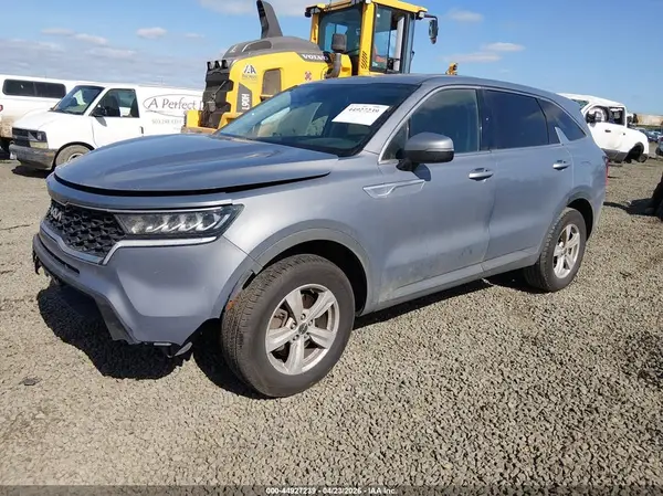 5XYRGDLC8NG097532 2022 KIA SORENTO - Image 2