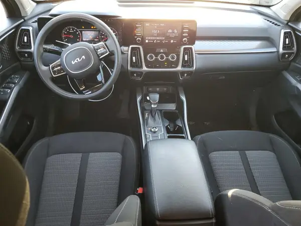 5XYRGDLC8NG114085 2022 KIA SORENTO - Image 8