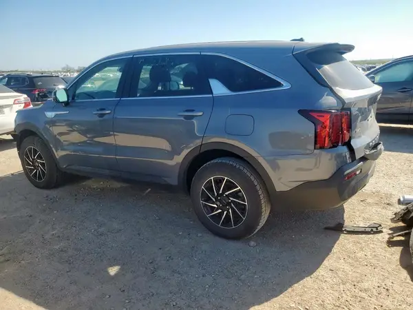 5XYRGDLC9NG122082 2022 KIA SORENTO - Image 2