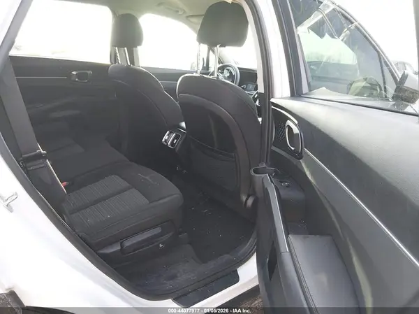 5XYRGDLC9NG152702 2022 KIA SORENTO - Image 8