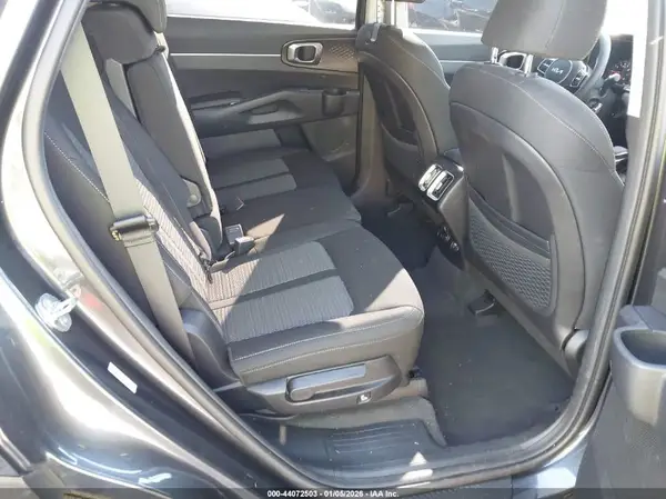 5XYRGDLC9PG191745 2023 KIA SORENTO - Image 8
