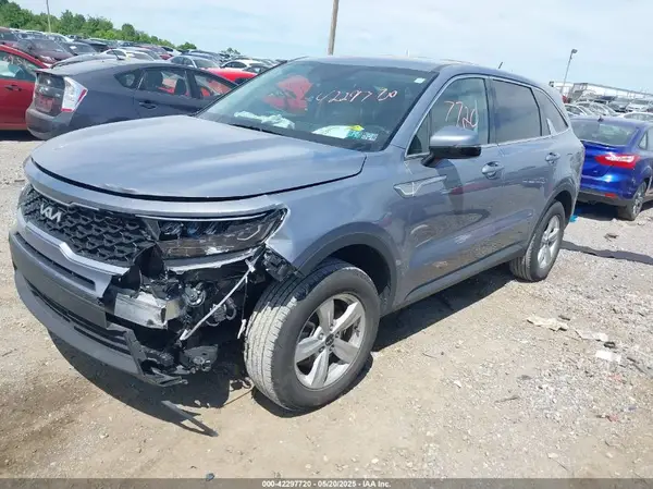 5XYRGDLC9PG240958 2023 KIA SORENTO - Image 2