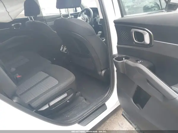 5XYRGDLCXPG244873 2023 KIA SORENTO - Image 8